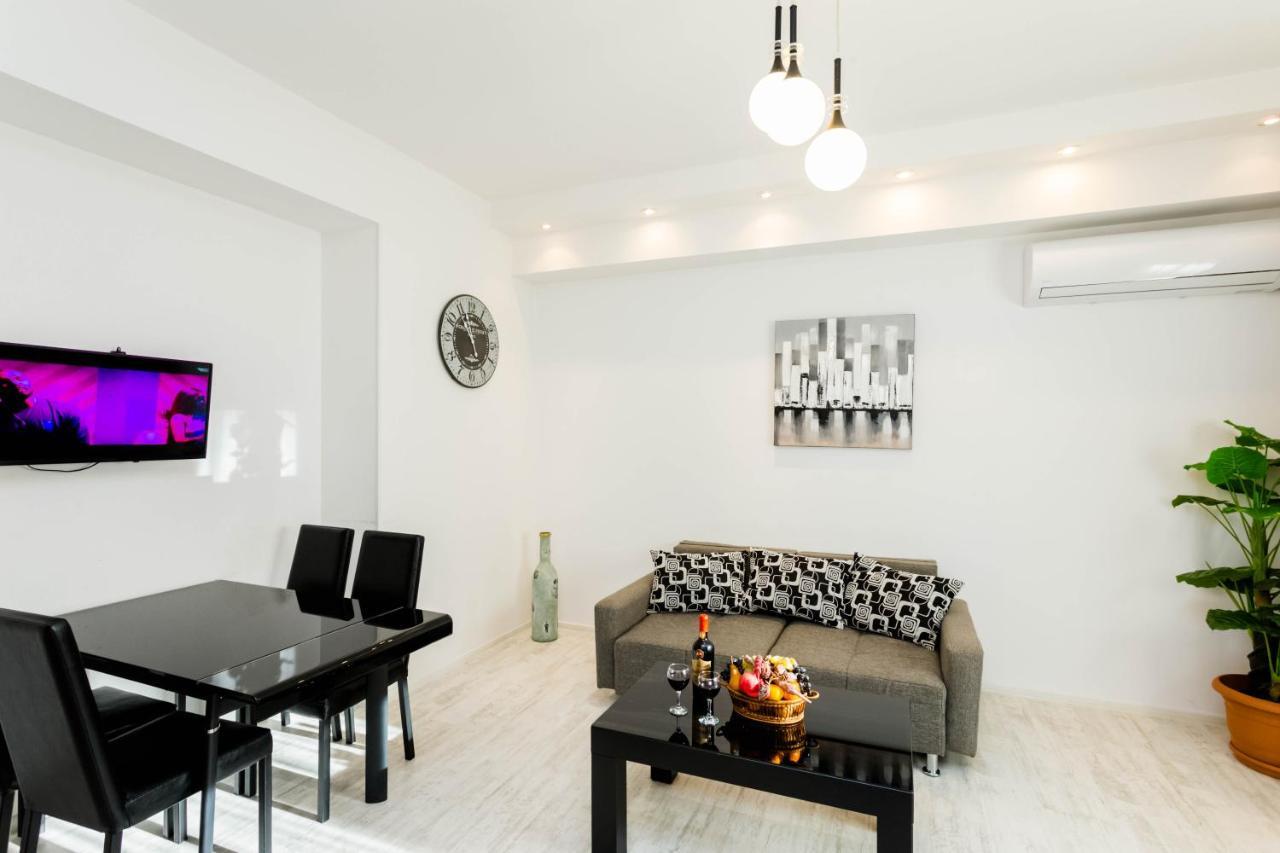 Lovely 2 Bedroom Flat Tiflis Dış mekan fotoğraf